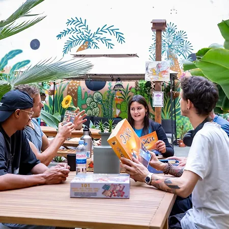 Hostel Jungle House